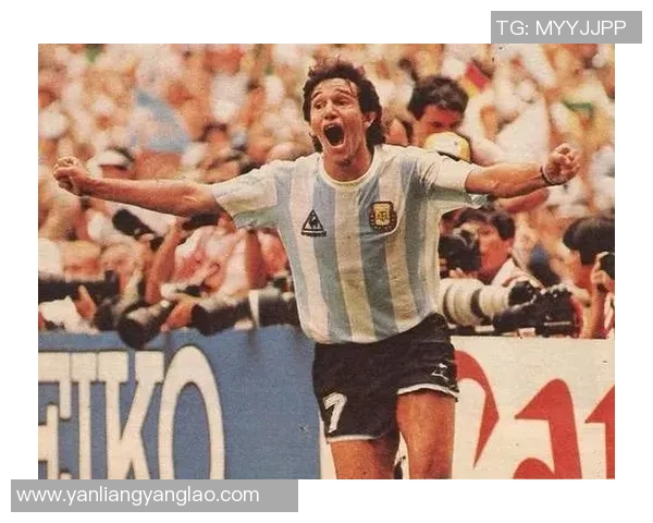 当今足球界的璀璨明星们如何影响全球体育文化与年轻一代的梦想